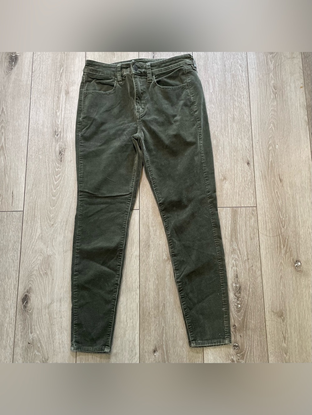 AE Olive Green Corduroy Jeggings Size 6 short Coastal Grandma Aesthetic‎